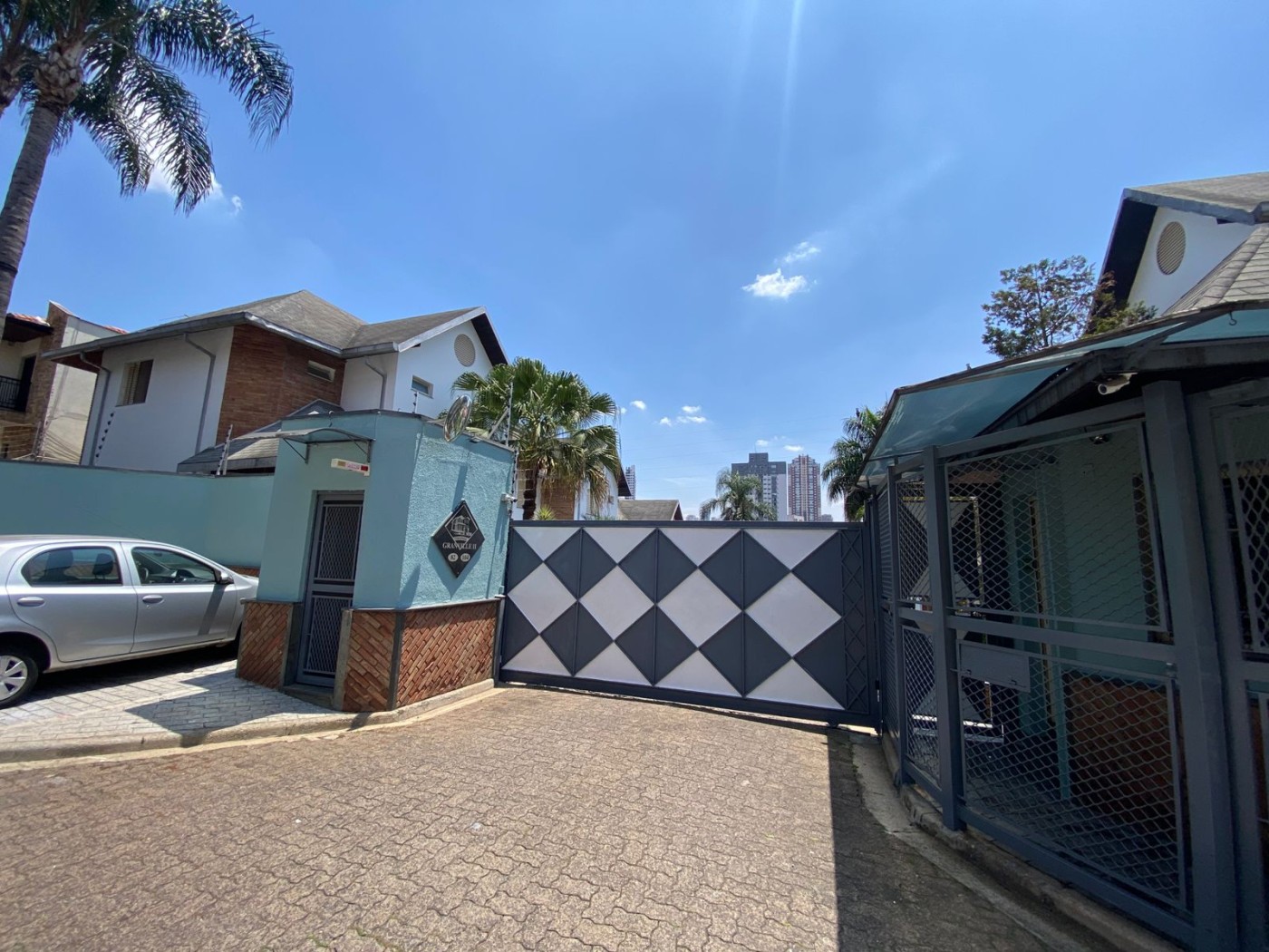 Sobrado, 4 quartos, 500 m² - Foto 2