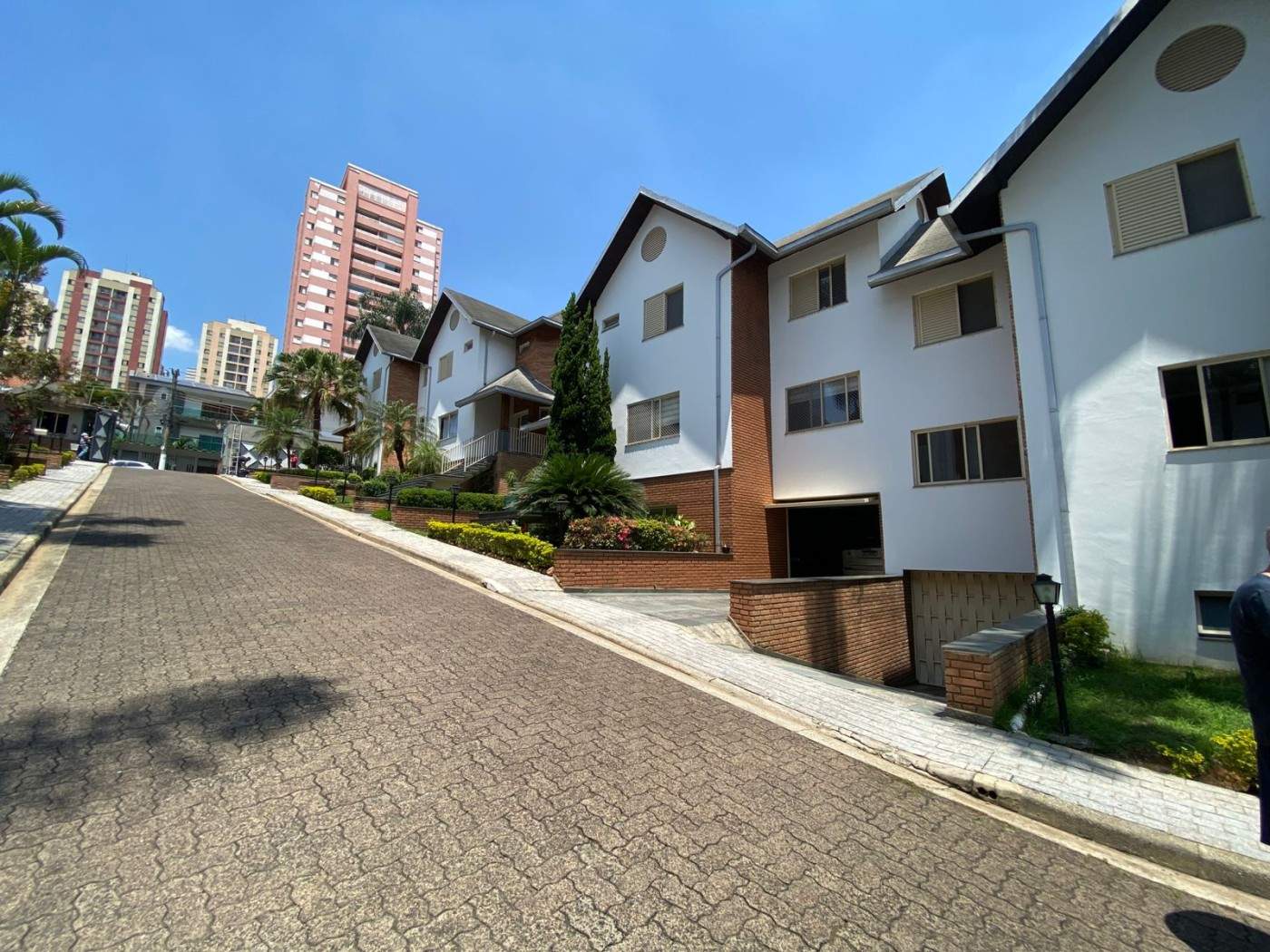 Sobrado, 4 quartos, 500 m² - Foto 1